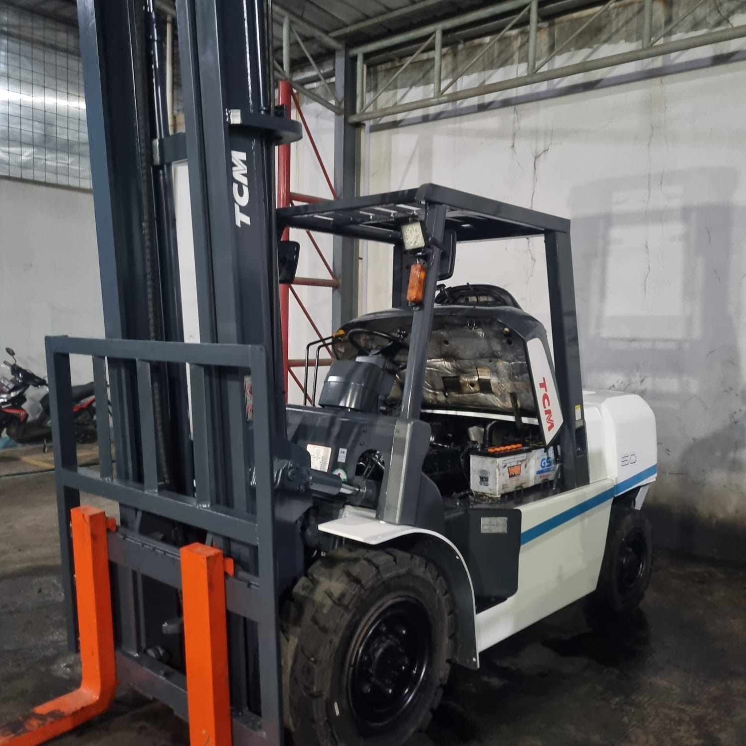 Perawatan Preventif Forklift Diesel 2-10 Ton (TCM, Toyota, Mitsubishi): Kunci Mengurangi Downtime dan Memperpanjang Umur Komponen Utama.